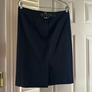 Flattering summer weight black a line, self belt Ralph Lauren skirt. Size 10